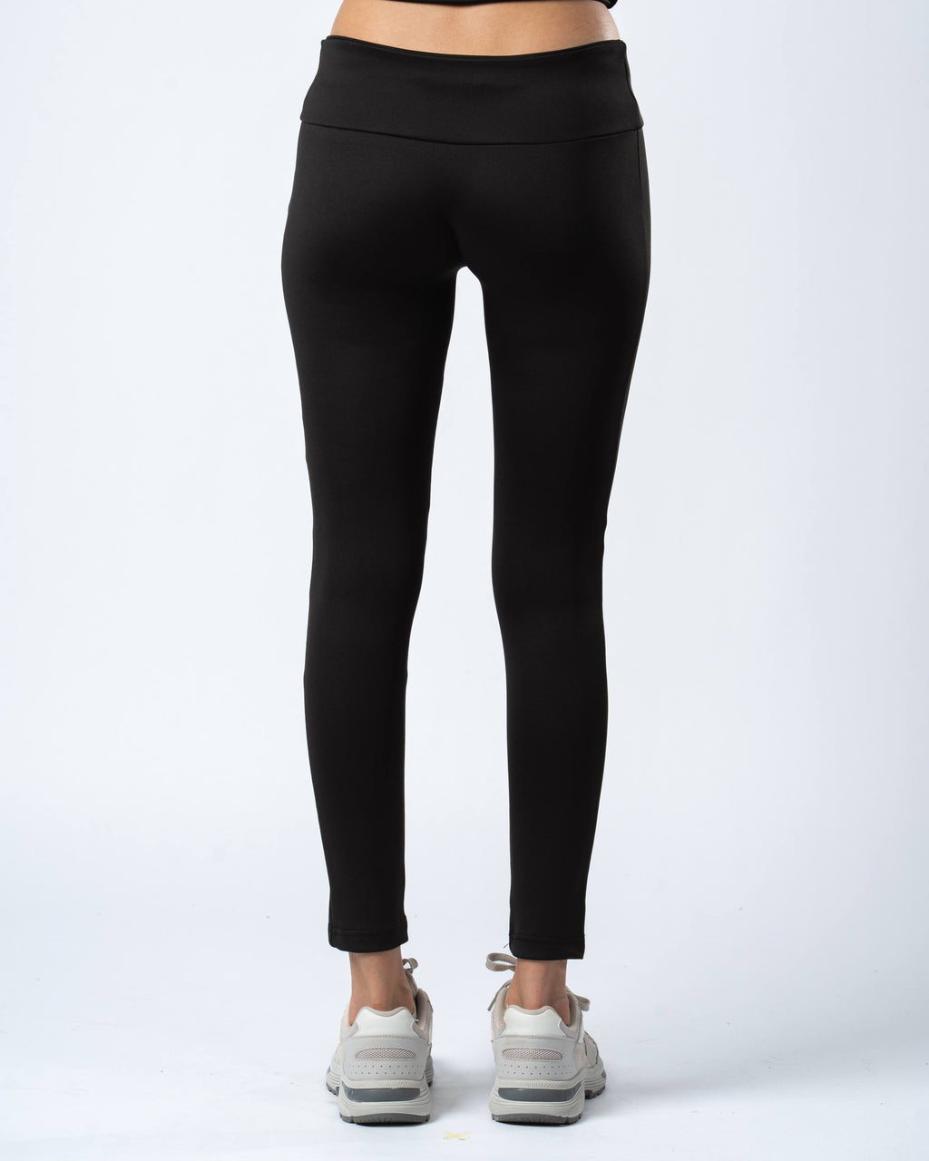 The Ease Everyday Leggings